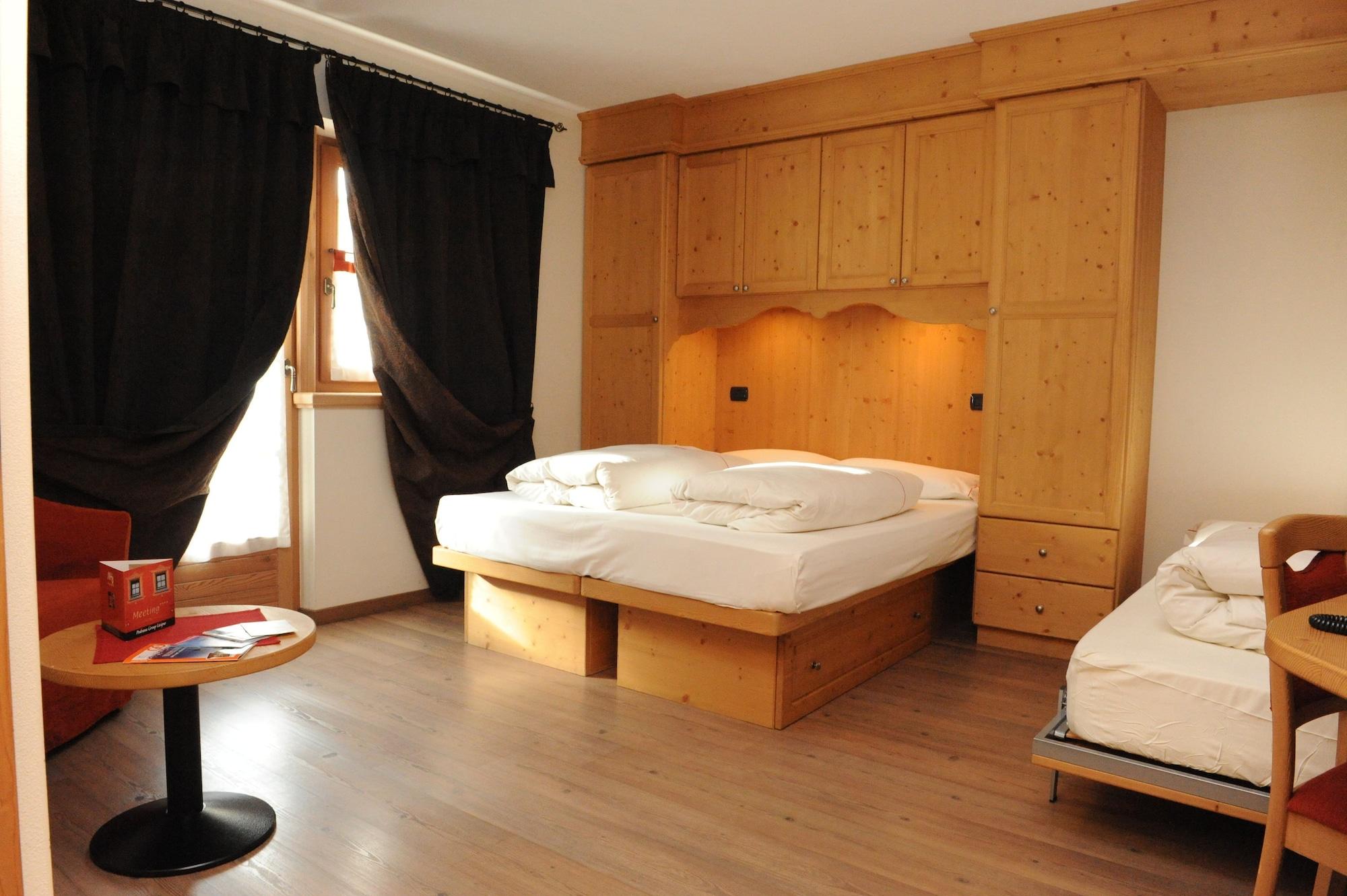 Hotel Meeting 4*